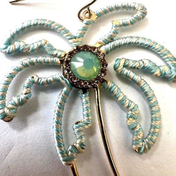 Lauren Conrad thread wrapped palm tree earrings - Picture 2 of 8